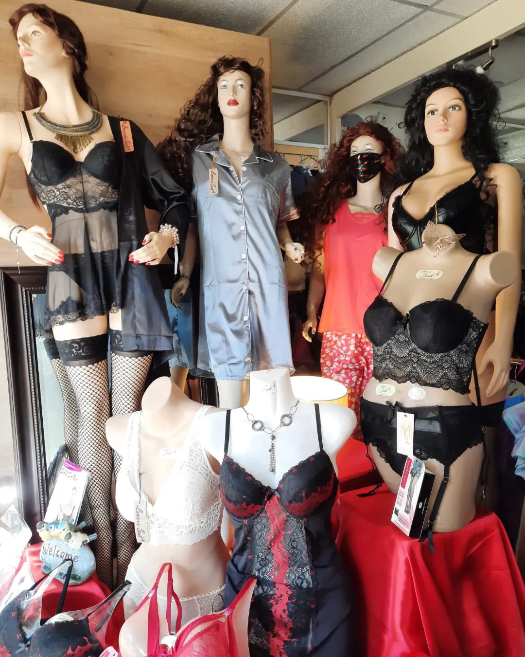 Selección de Corsetería en Lencería Sadi